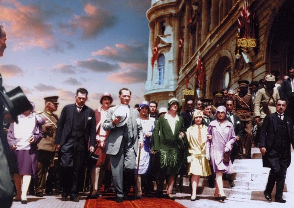 Atatürk'ün Devrimleri Nelerdir?